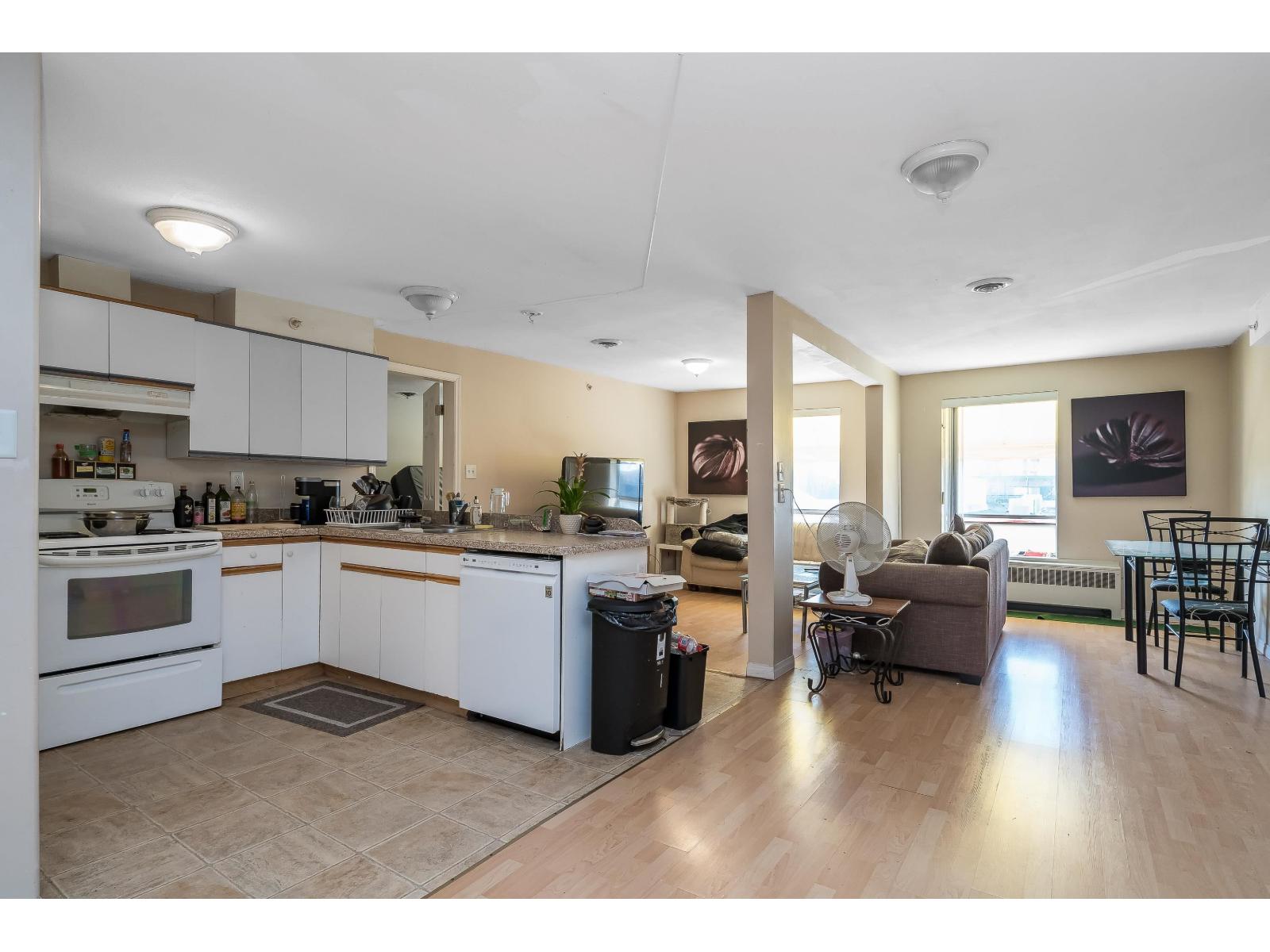 20483 Fraser Highway Property Photo 22