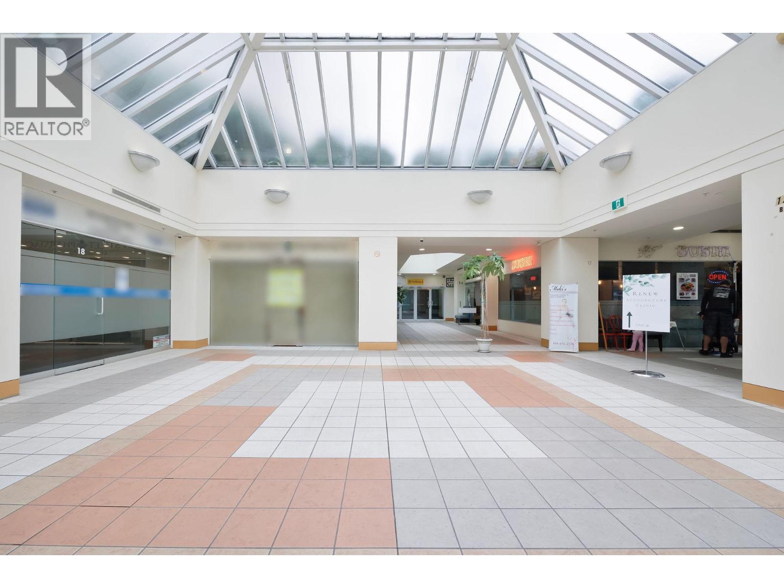 18 1161 The High Street Property Photo 4