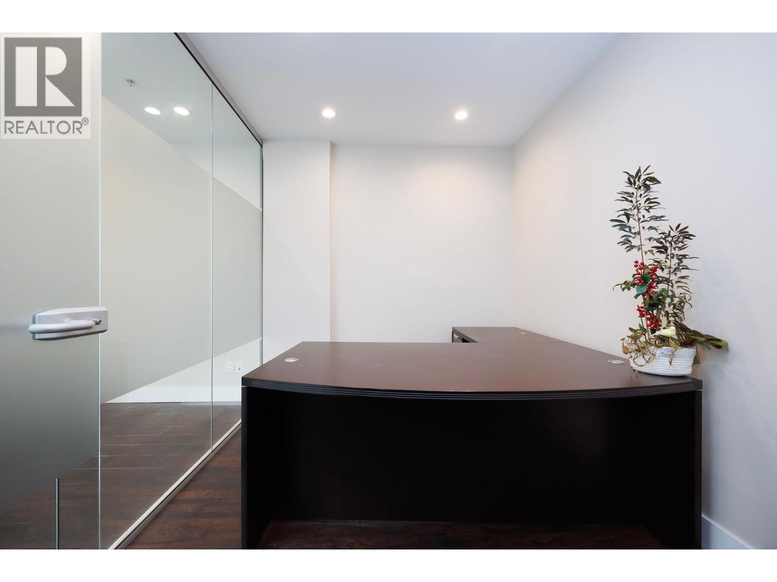 18 1161 The High Street Property Photo 8