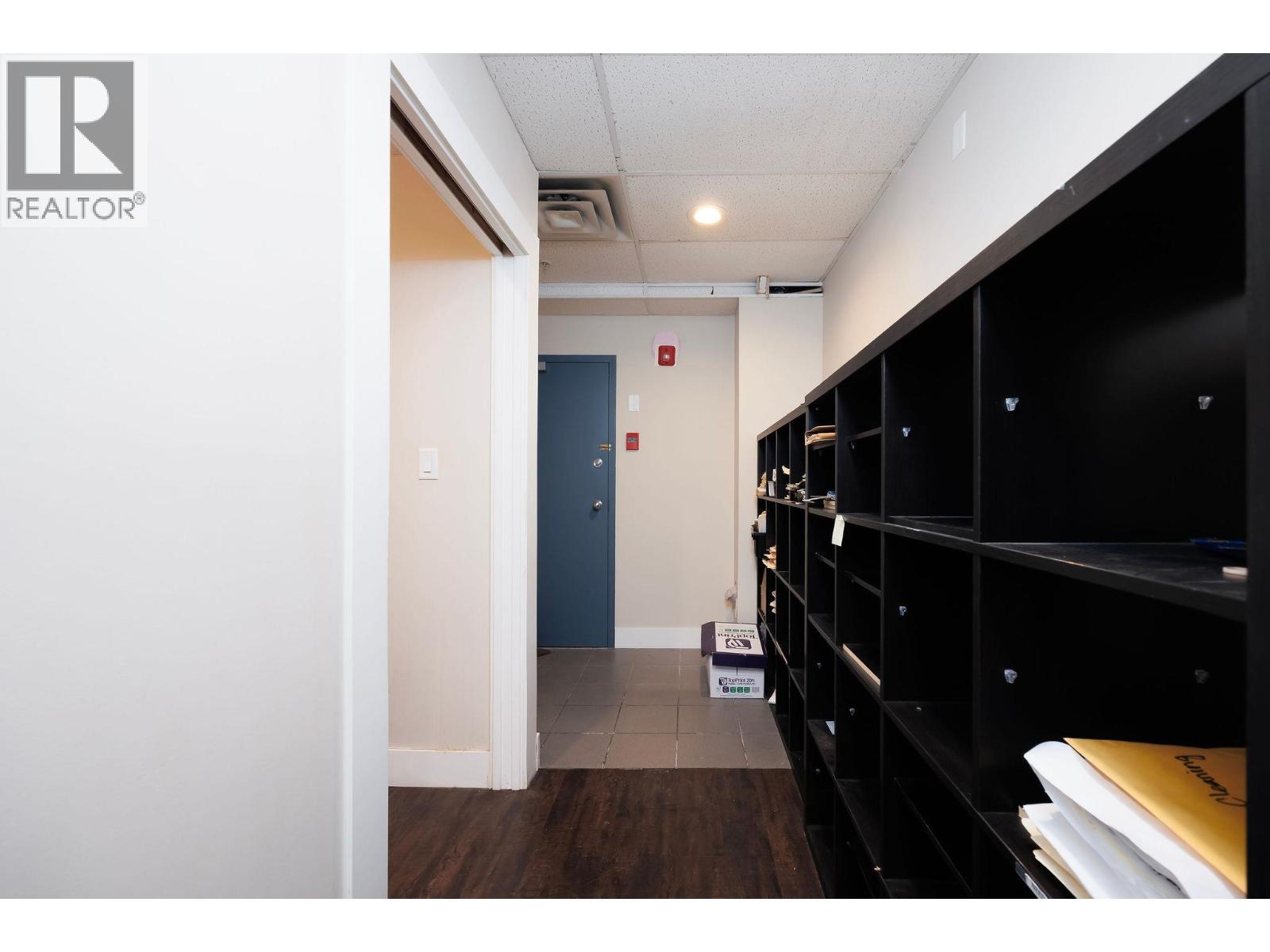 18 1161 The High Street Property Photo 9
