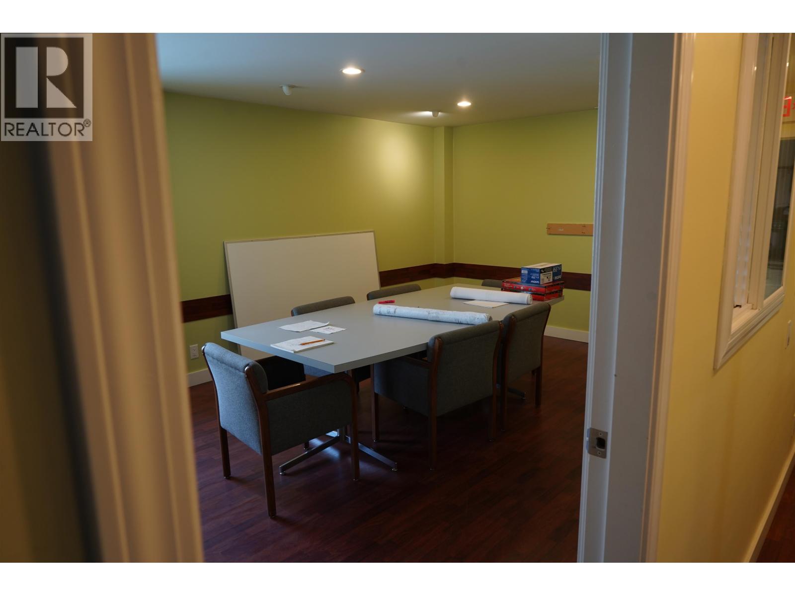 3985 Graveley Street Property Photo 20