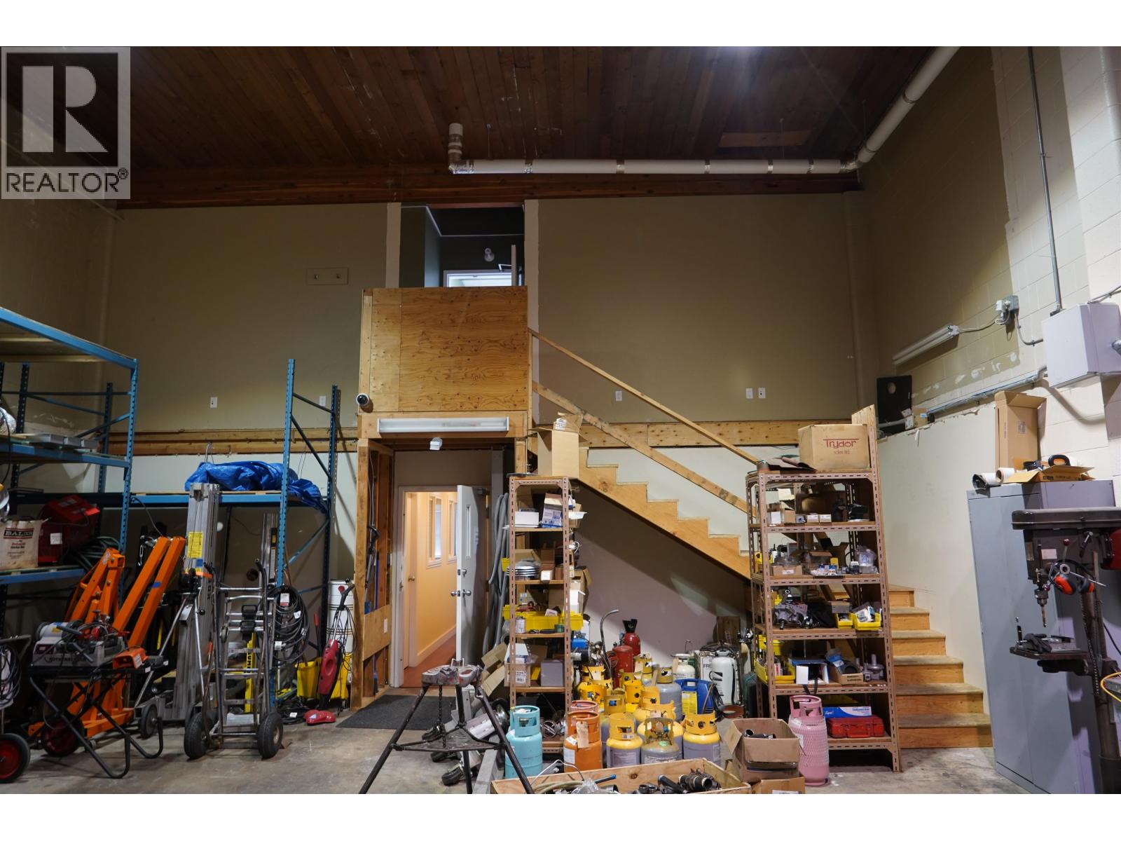 3985 Graveley Street Property Photo 25