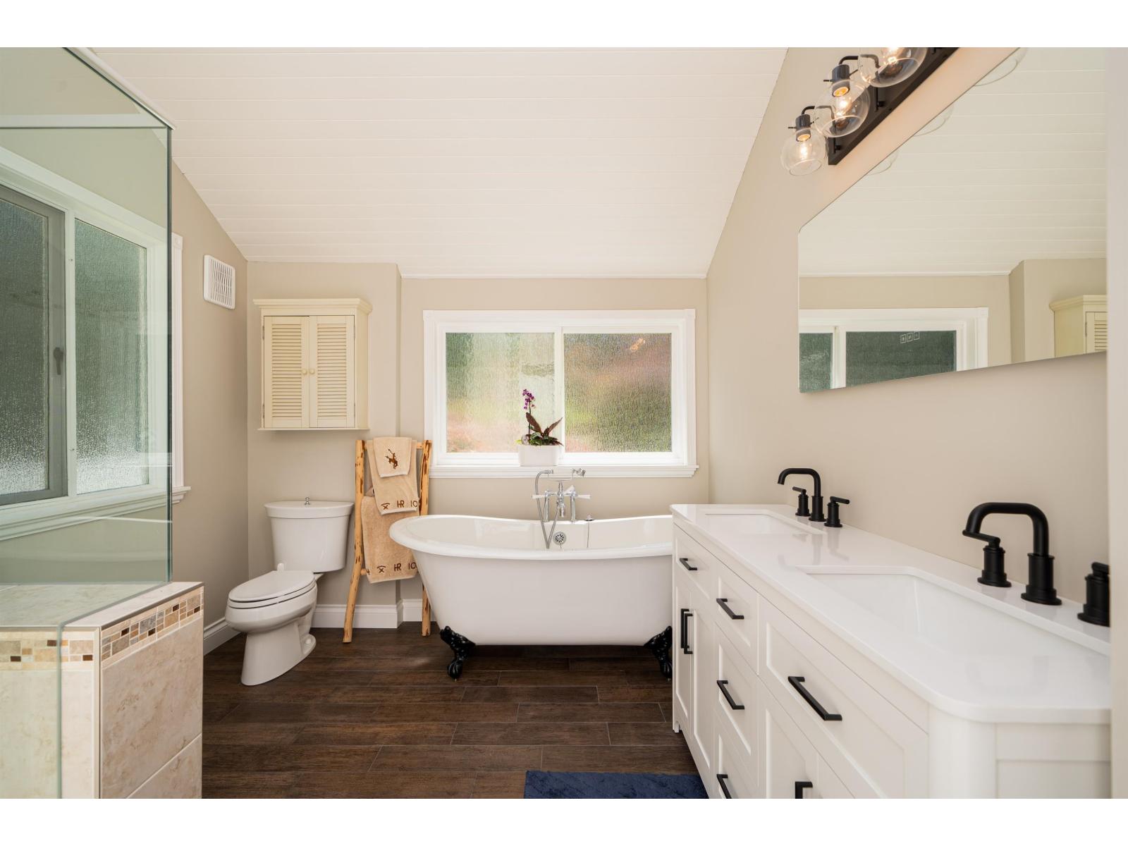 25177 64 Avenue Property Photo 31