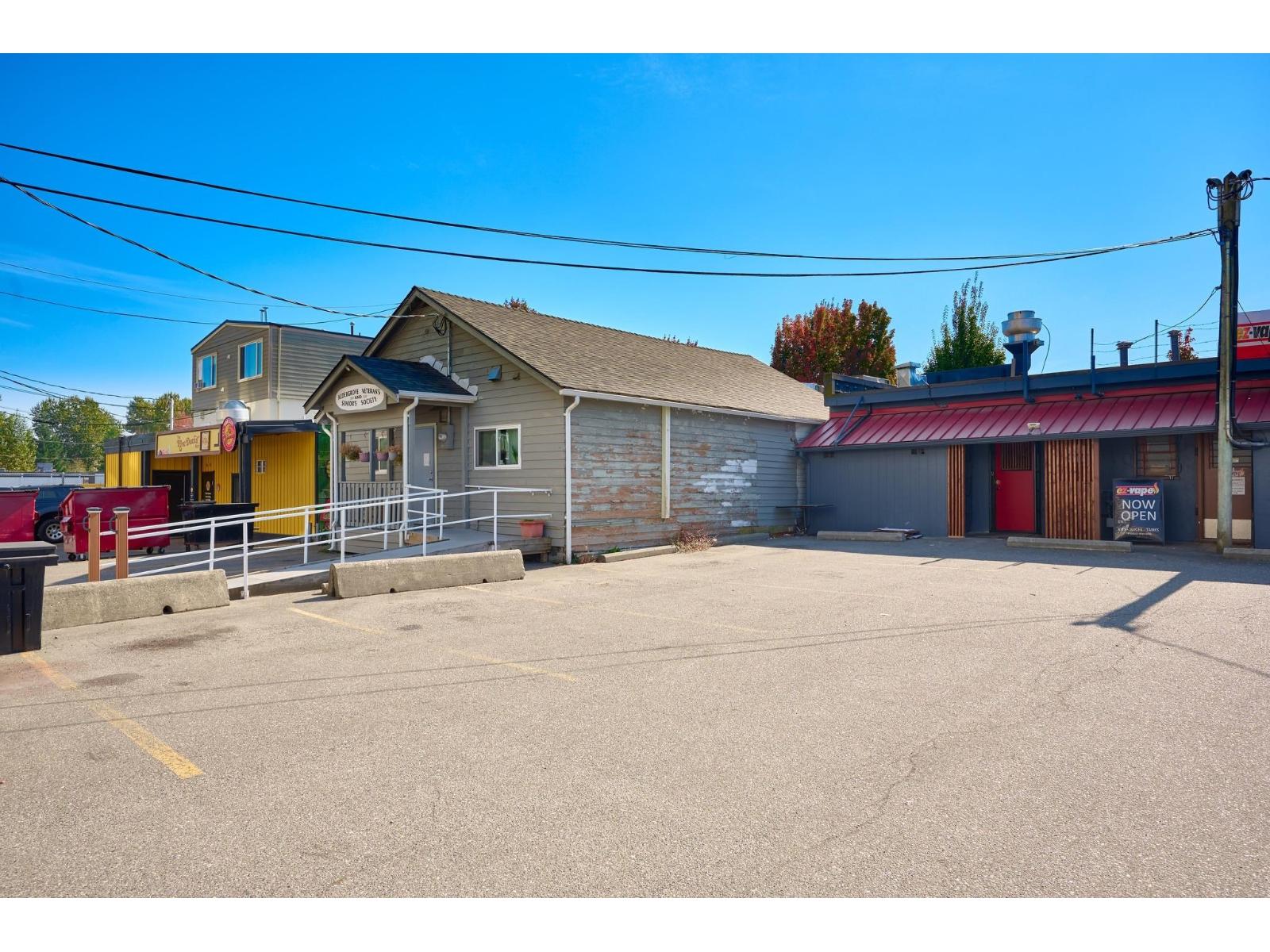 27243 Fraser Highway Property Photo 24