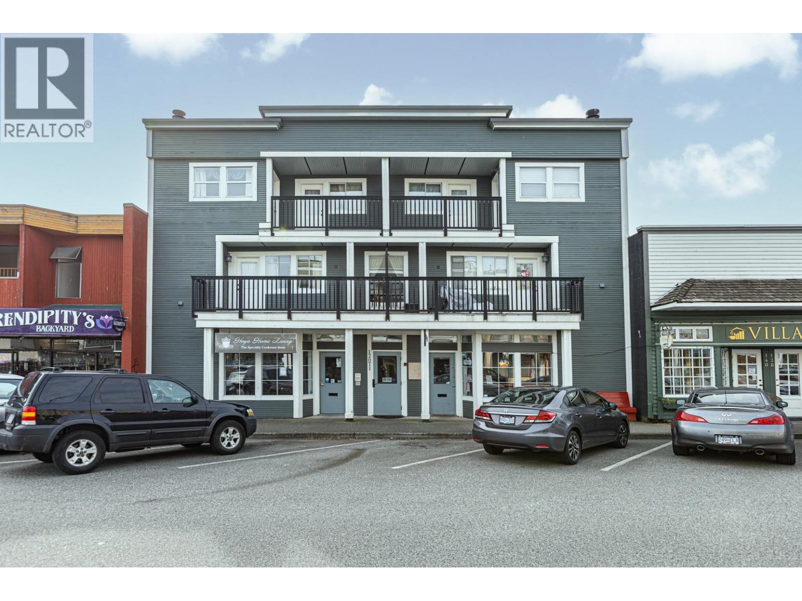 12071 1st Avenue Property Photo 2