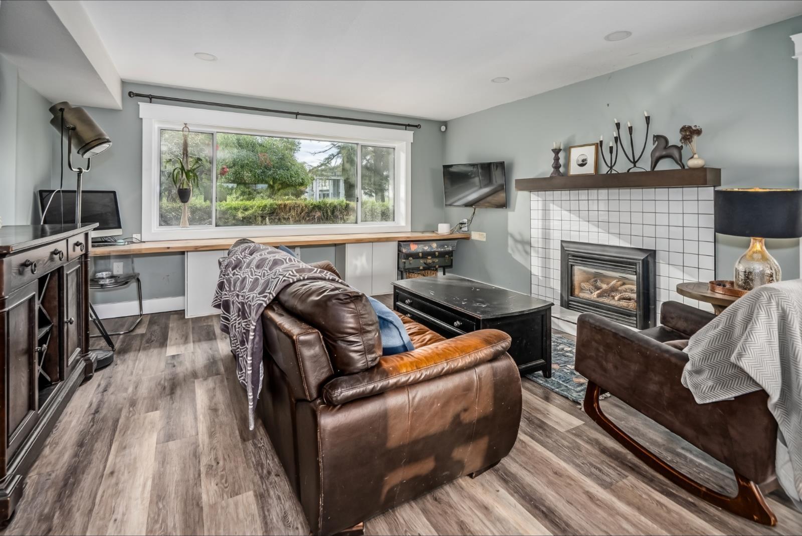 4523 240 Street Property Photo 13