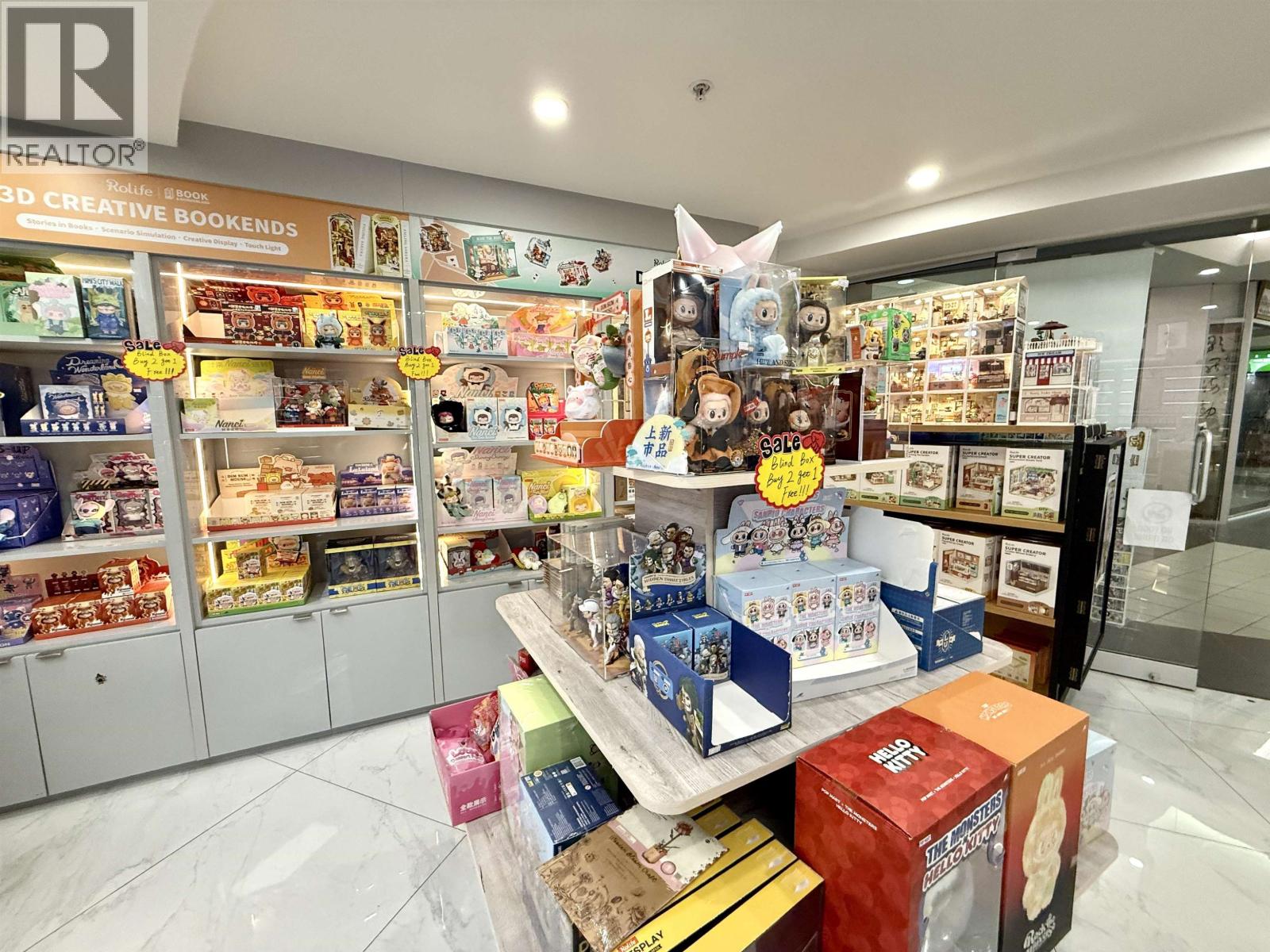 1130 8181 Cambie Road Property Photo 12