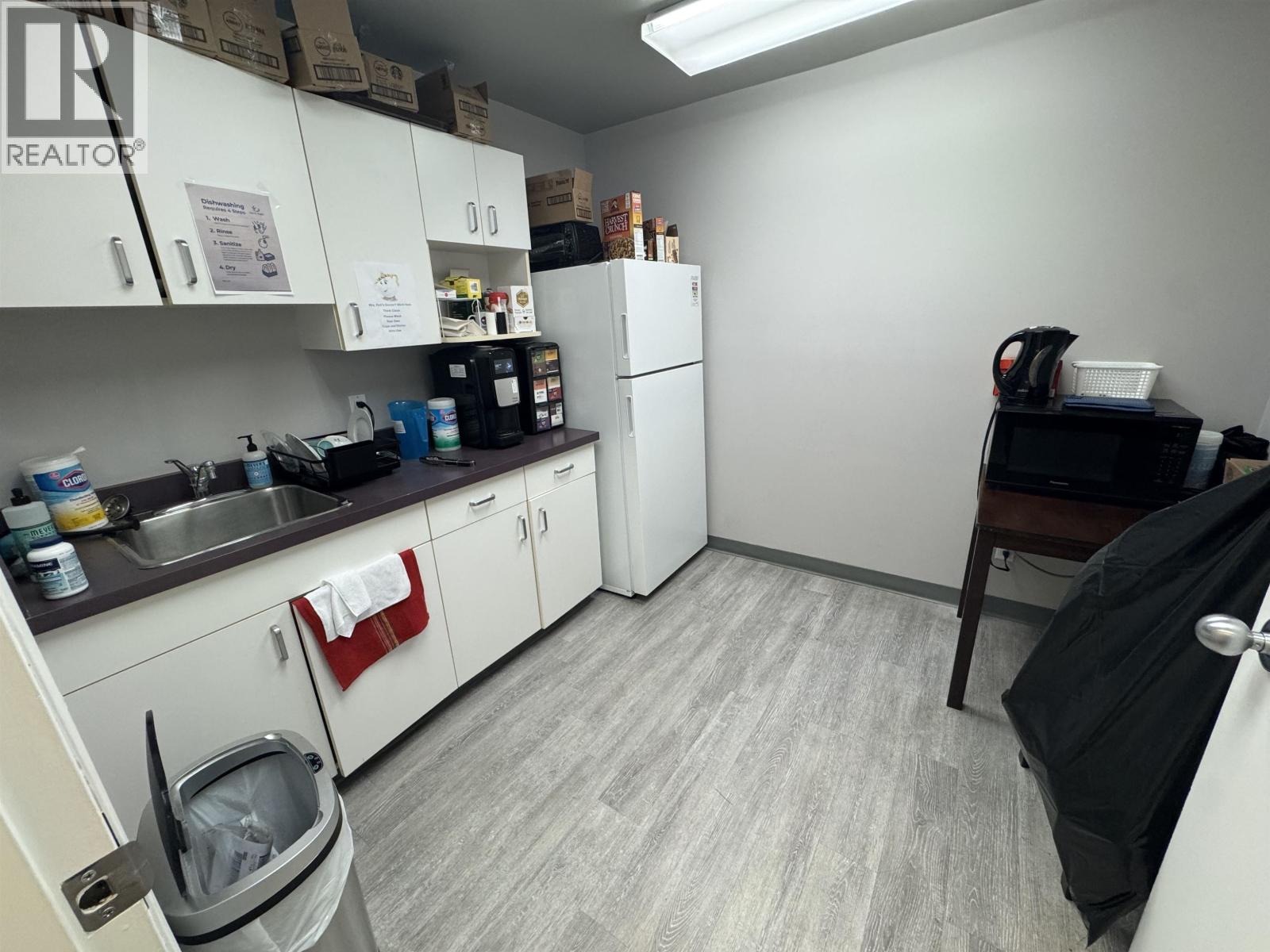 455 Quebec Street Property Photo 9