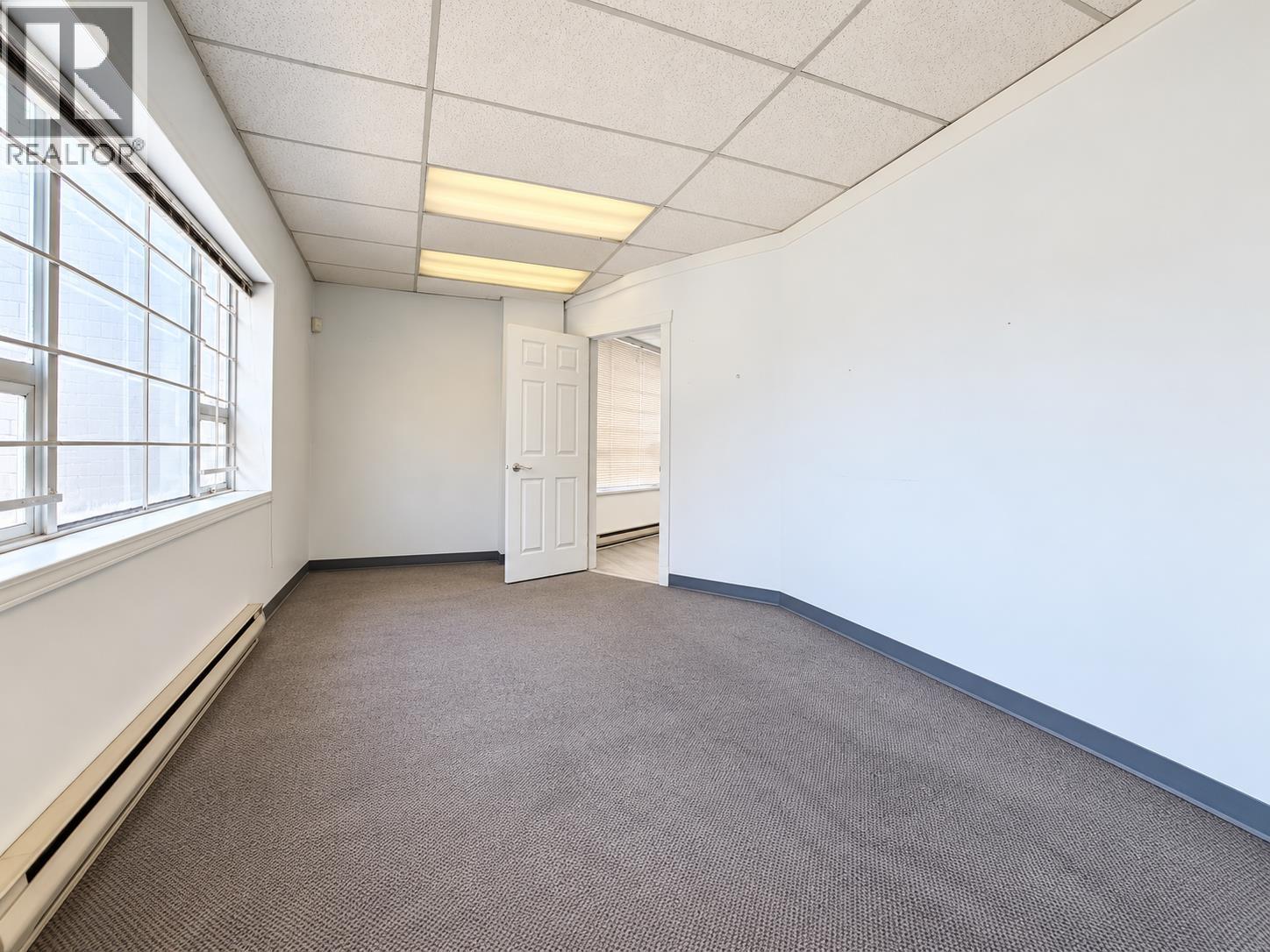 100 11800 Voyageur Way Property Photo 9