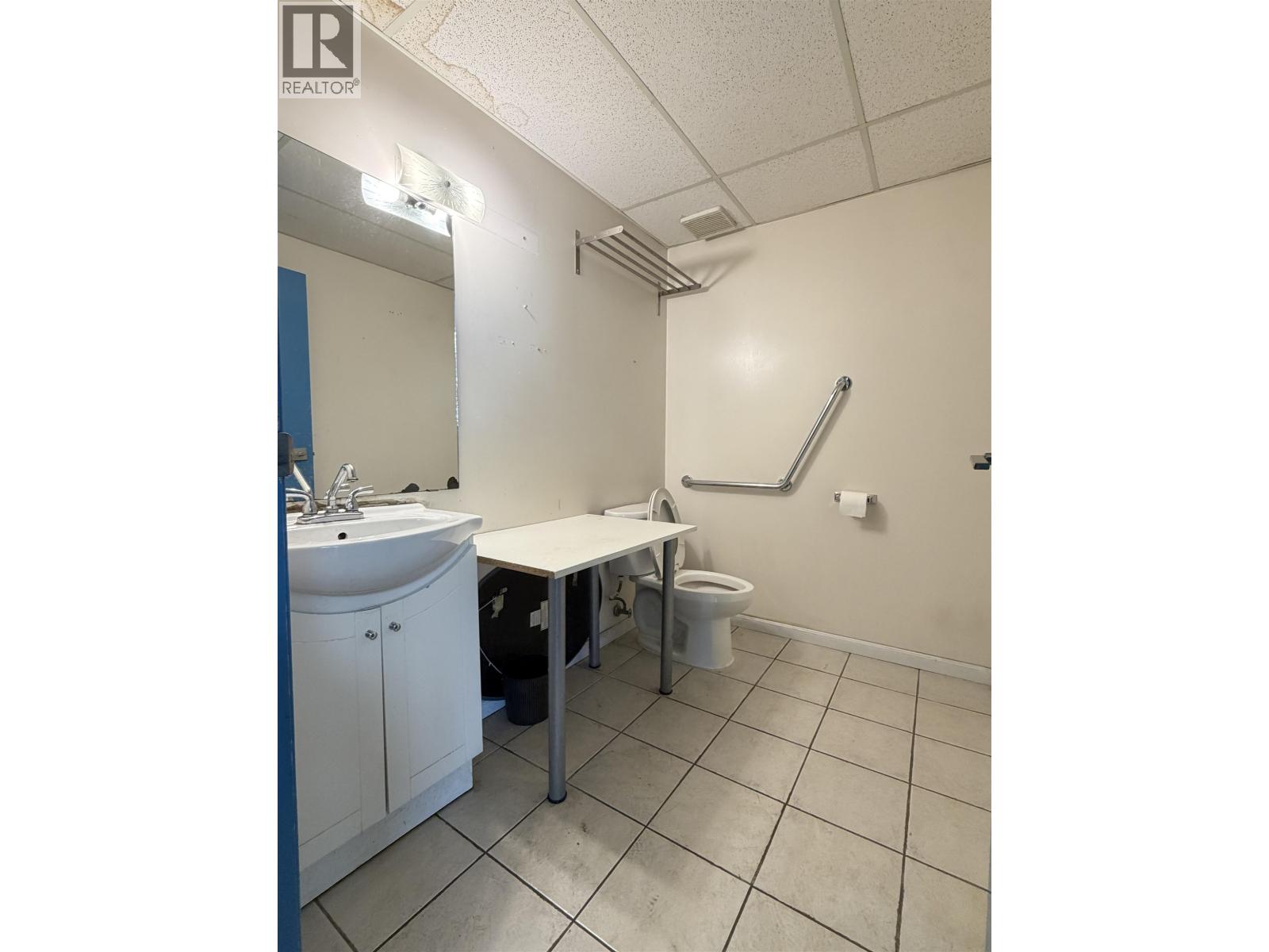 100 11800 Voyageur Way Property Photo 10