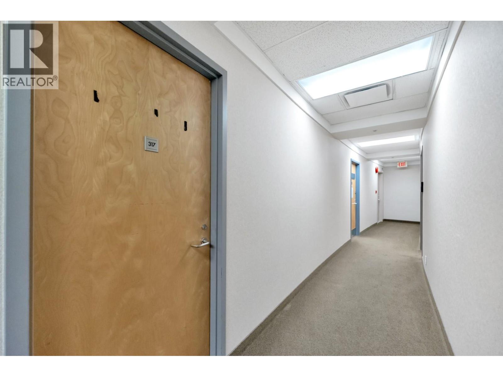 317 4538 Kingsway Property Photo 16