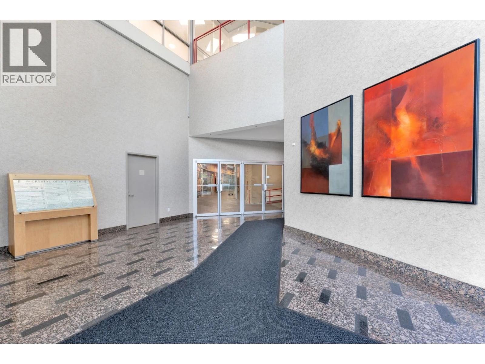 317 4538 Kingsway Property Photo 18