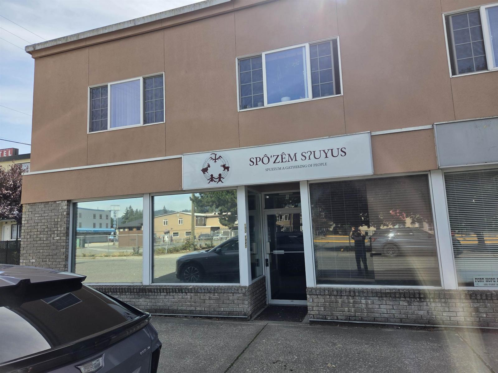 100 Fort Street Property Photo 2