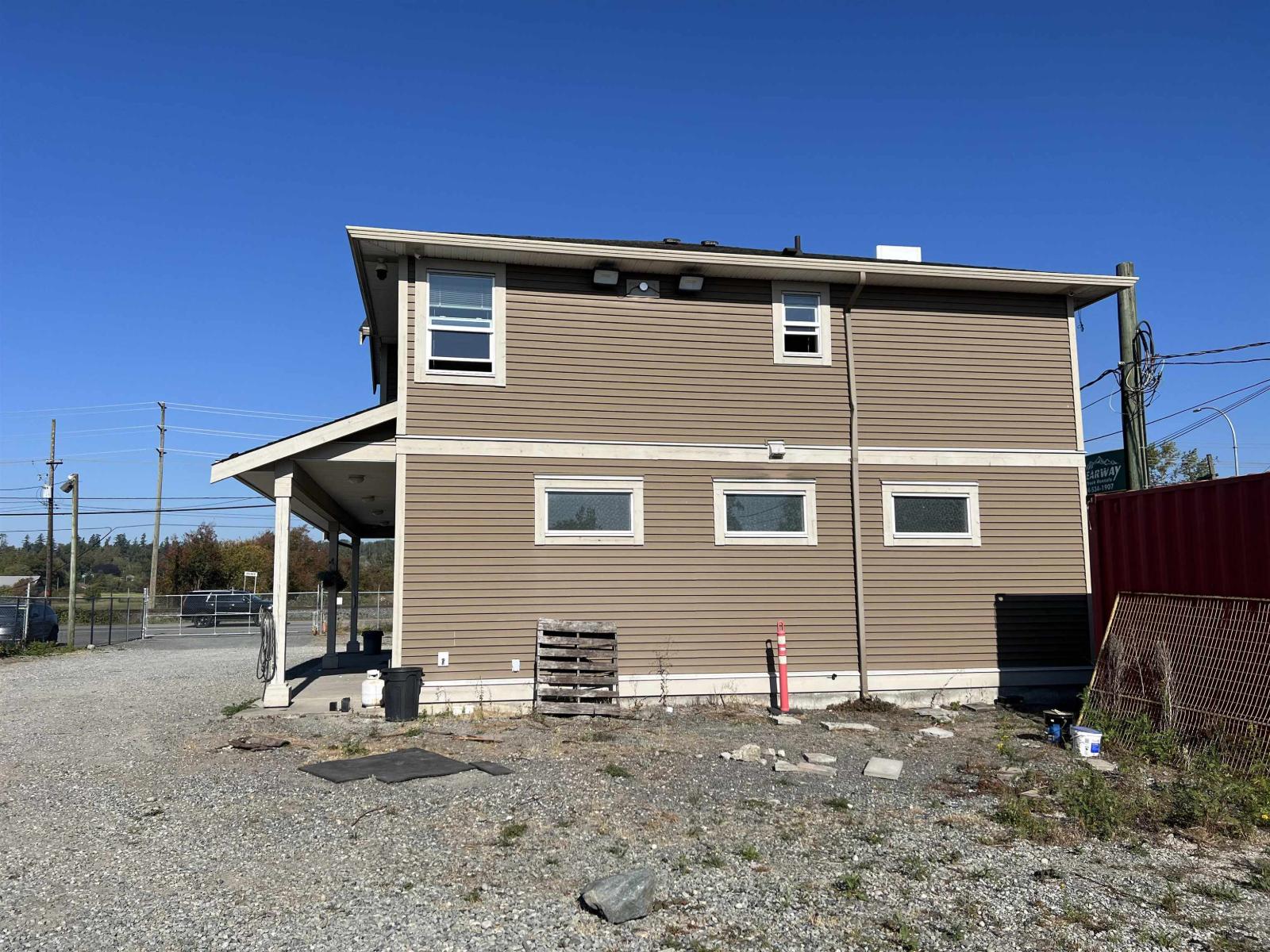 6758 Glover Road Property Photo 4