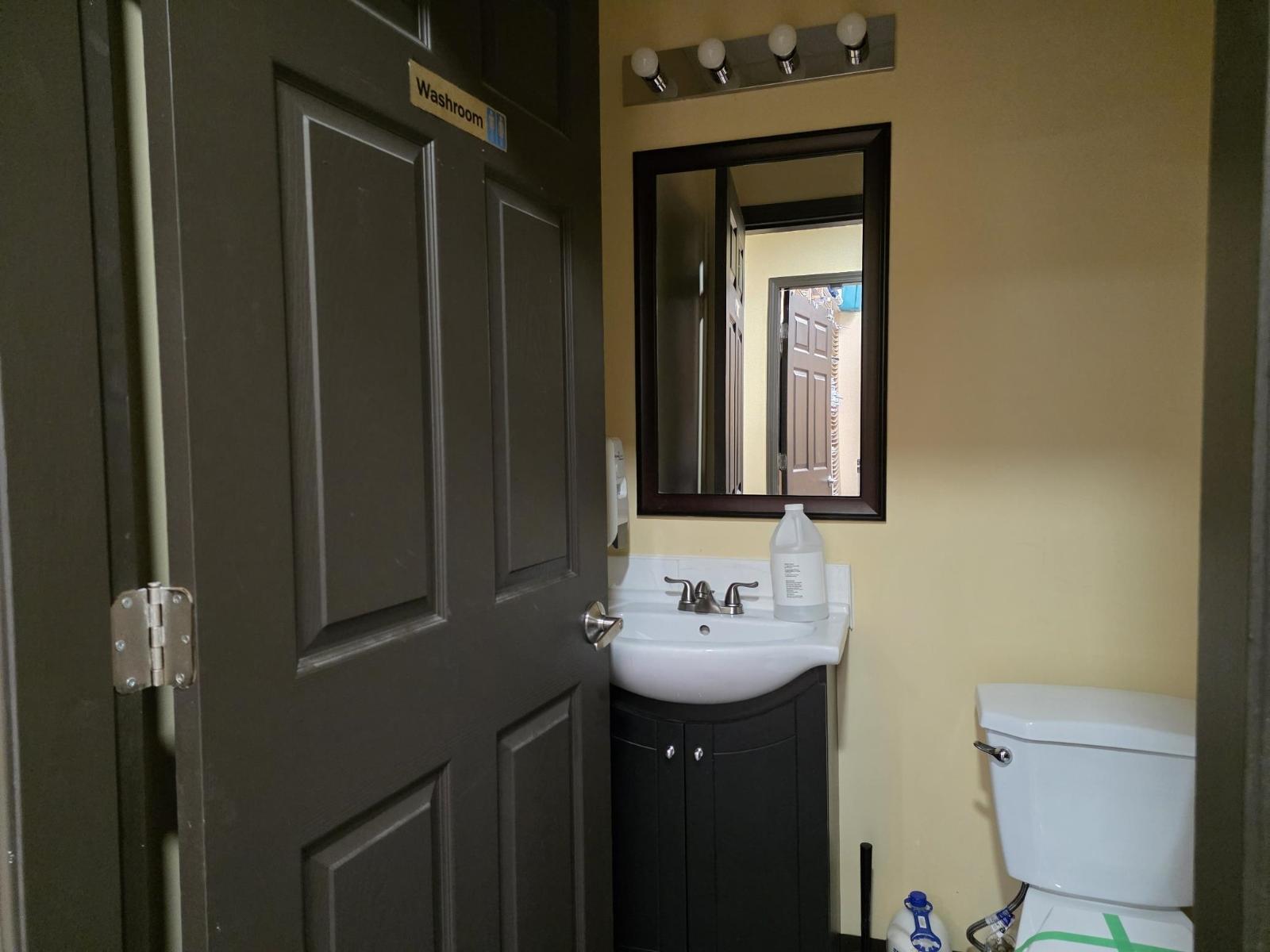 2 12088 75a Avenue Property Photo 14