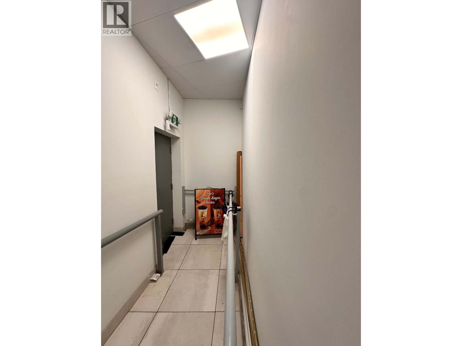 6231 Kingsway Property Photo 12