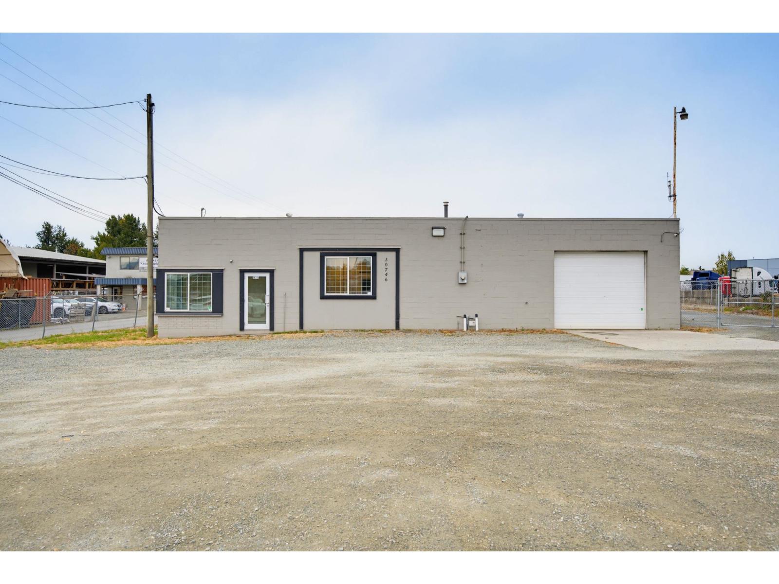 30746 South Fraser Way Property Photo 18