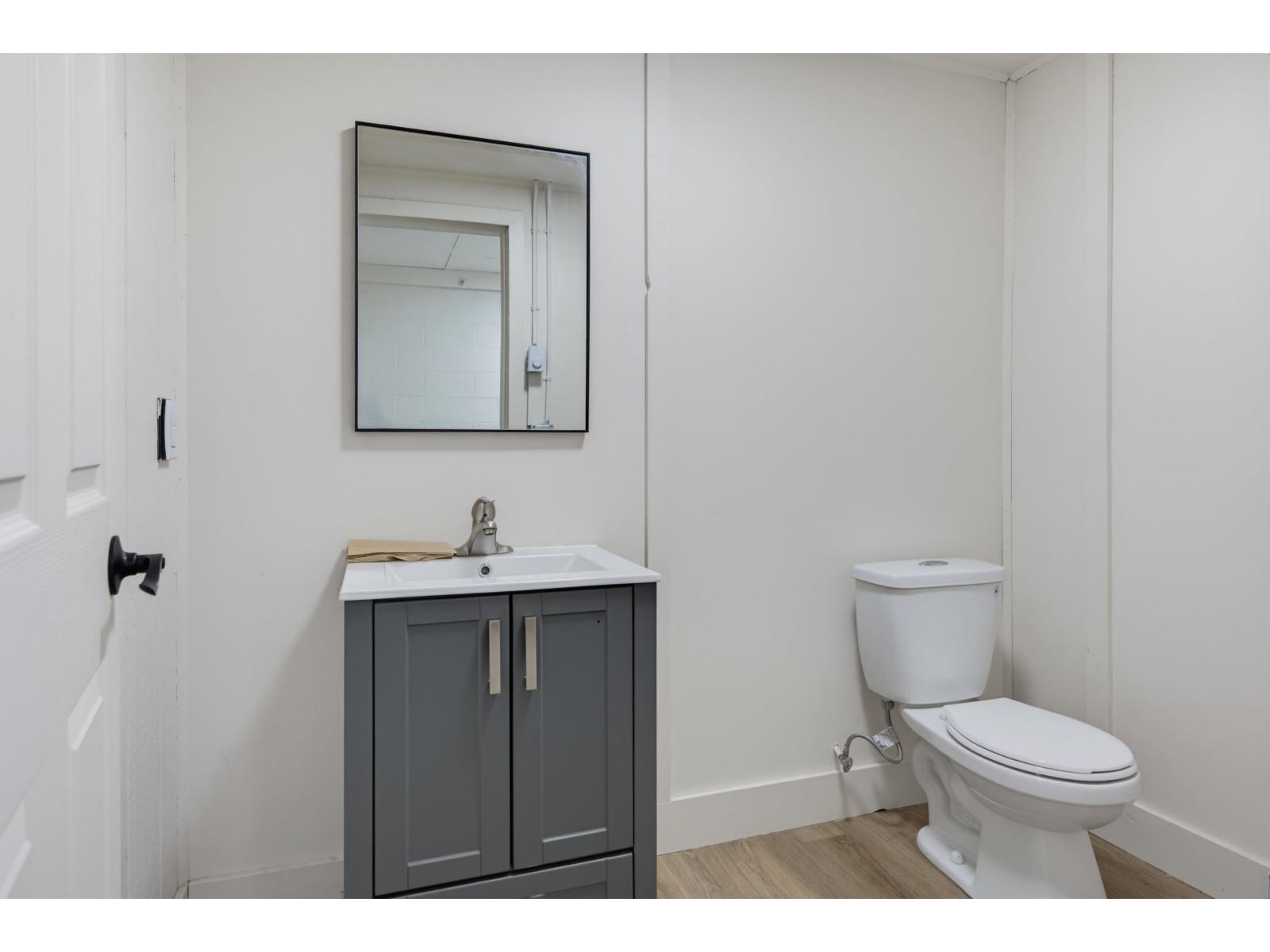 30746 South Fraser Way Property Photo 28