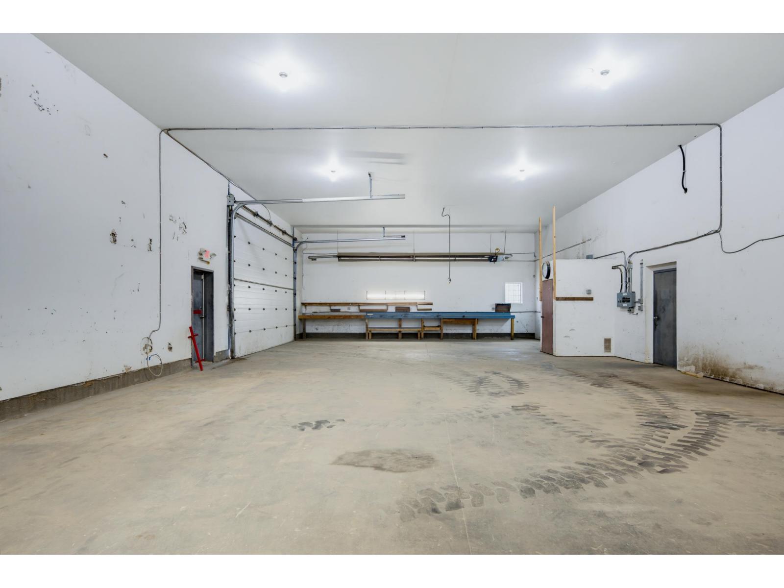 30746 South Fraser Way Property Photo 36