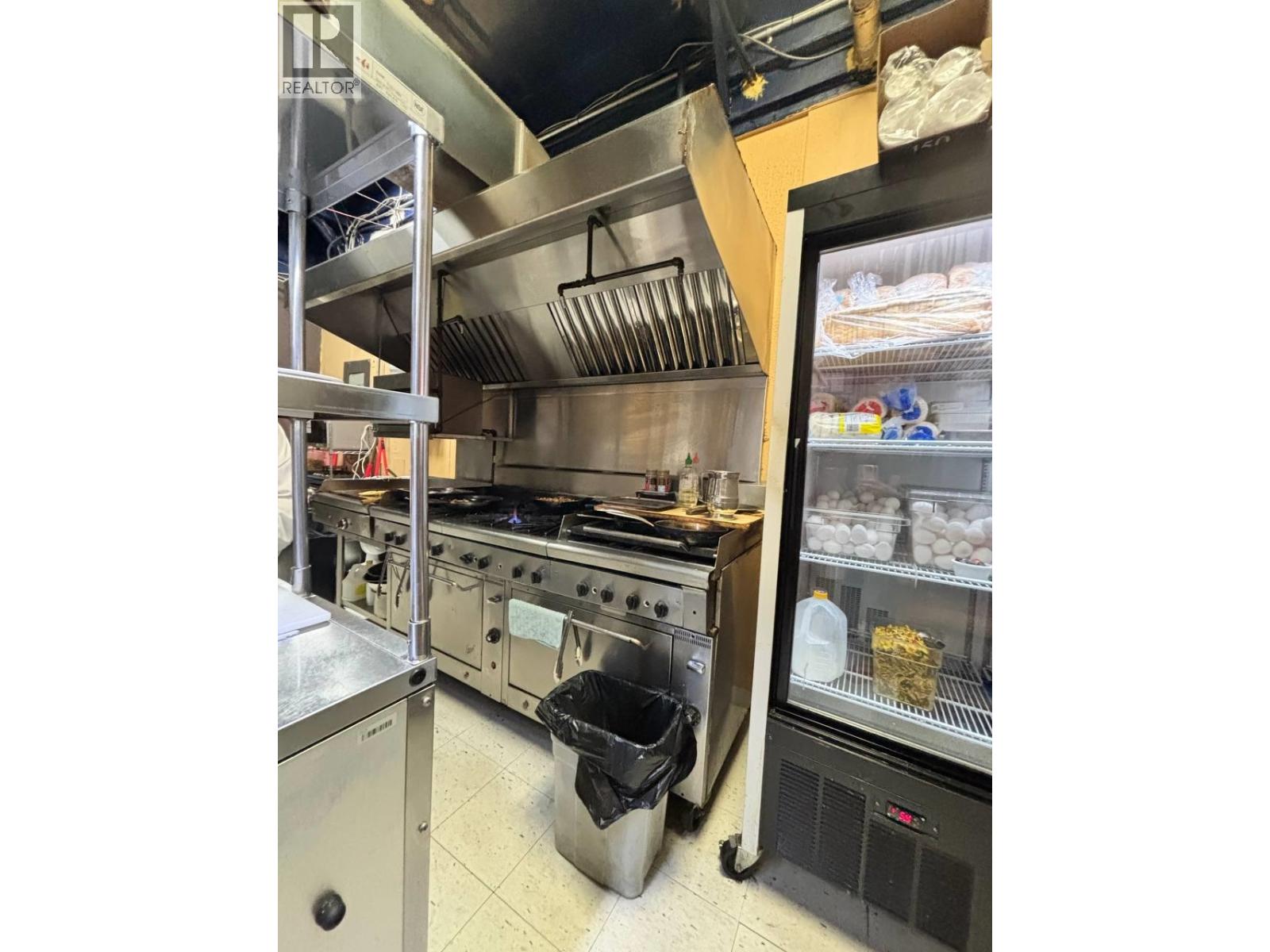 1393 Commercial Drive Property Photo 10