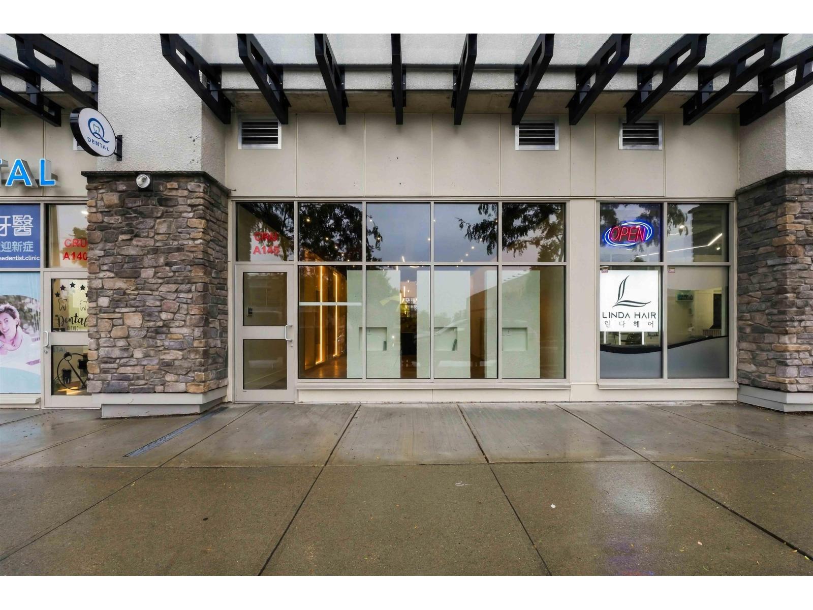 A145 20487 65 Avenue Property Photo 5