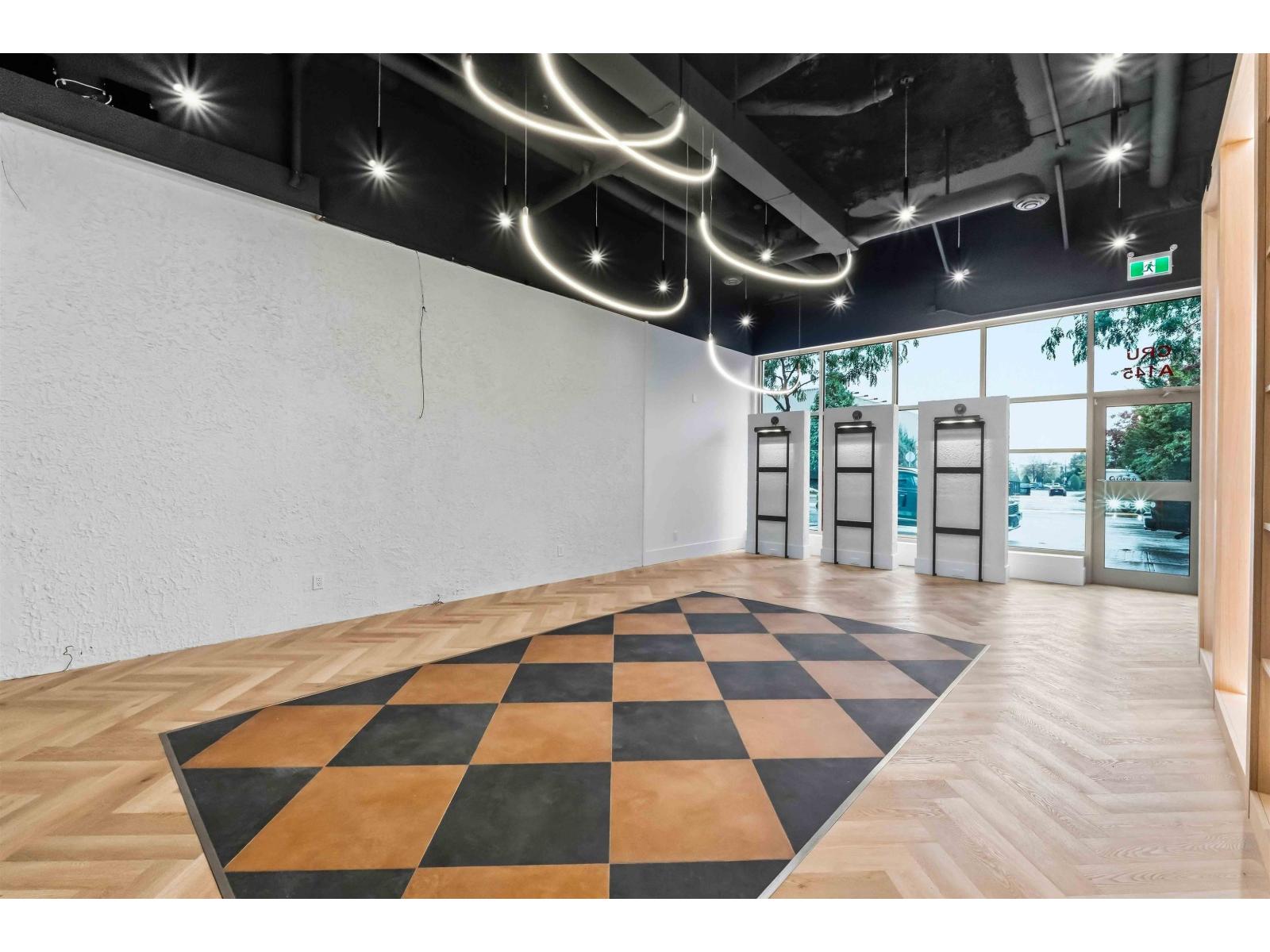 A145 20487 65 Avenue Property Photo 14