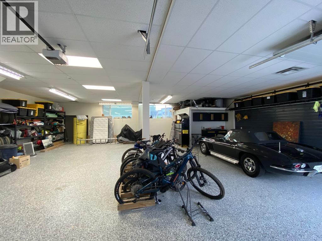 102 1400 Alpha Lake Road Property Photo 10