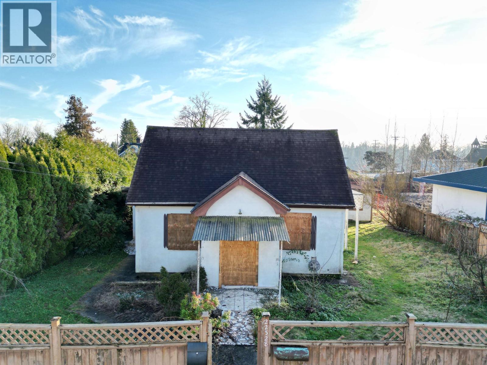 22328 St Anne Avenue Property Photo 7