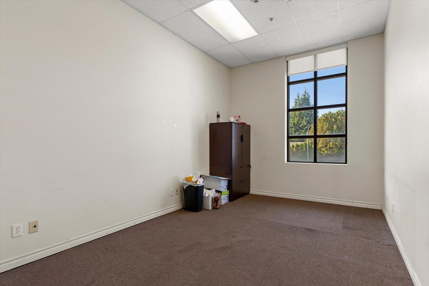 101 & 102 33425 Maclure Road Property Photo 23