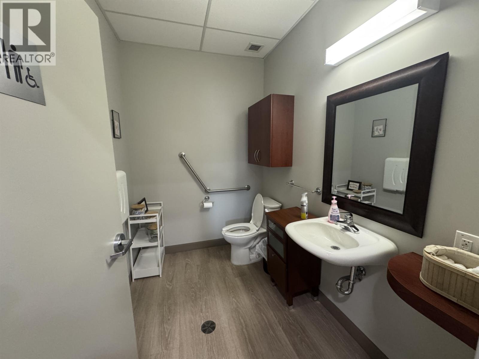 101 1060 Austin Avenue Property Photo 15
