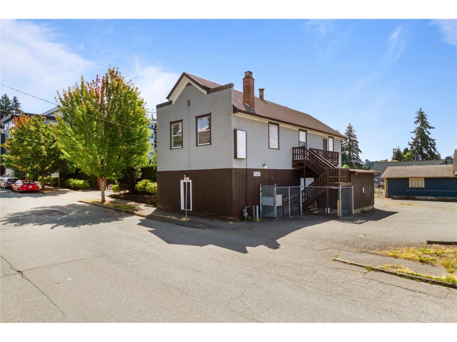 33860 Pine Street Property Photo 1