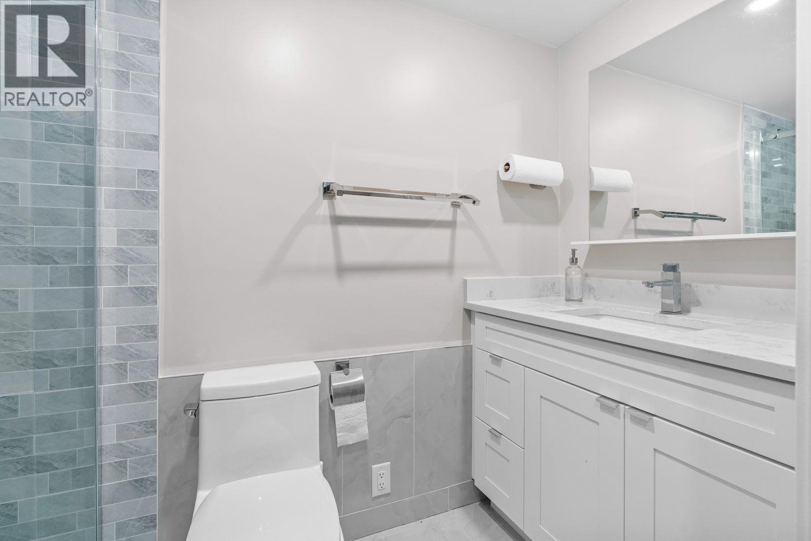 109 8828 Heather Street Property Photo 5