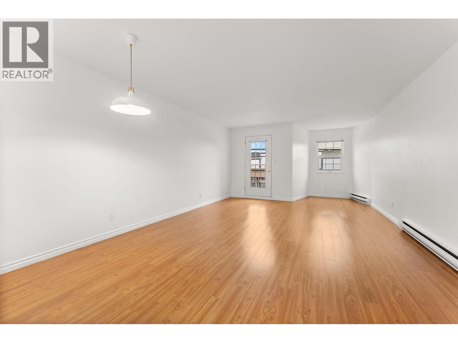 130 12000 1st Avenue Property Photo 23