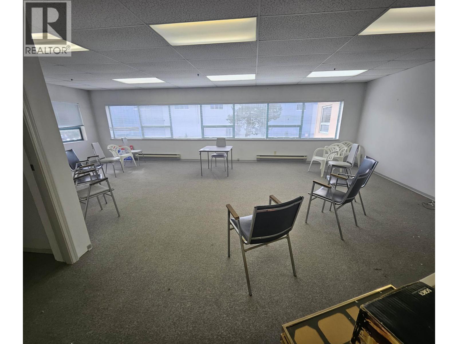 150 6751 Graybar Road Property Photo 11