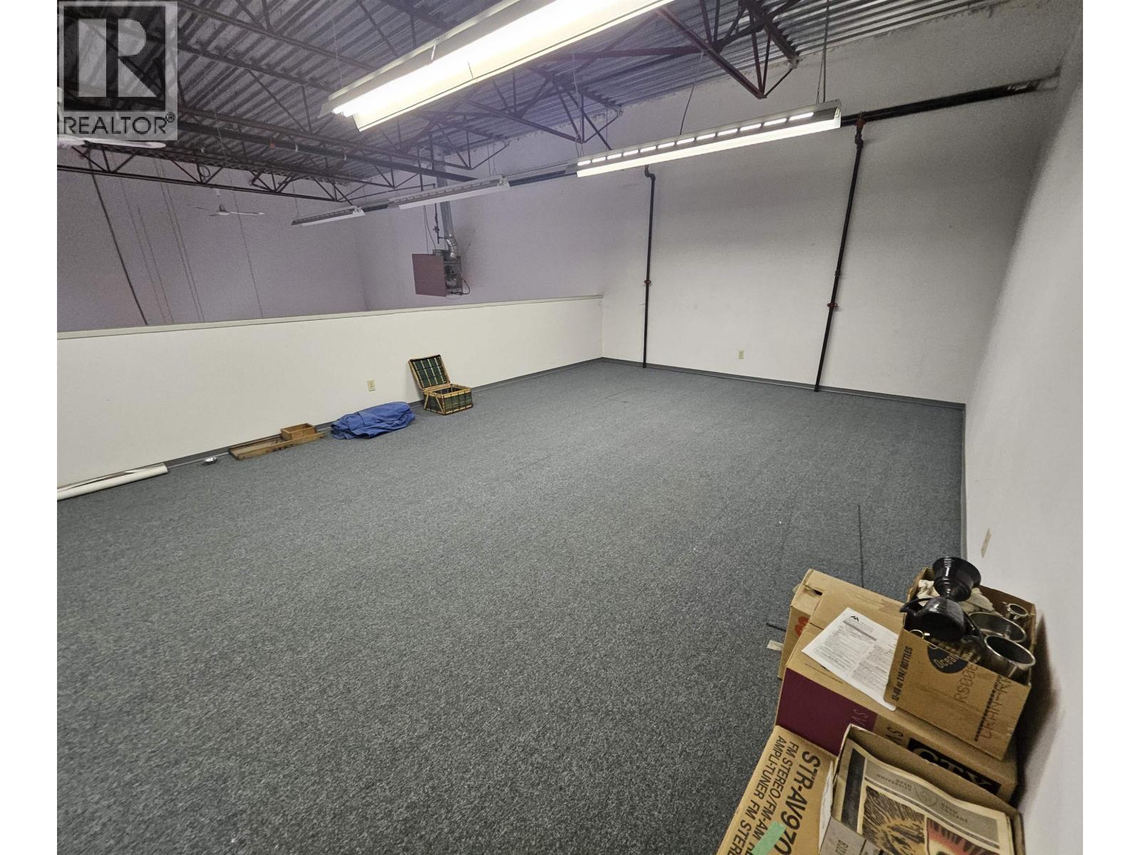 150 6751 Graybar Road Property Photo 13