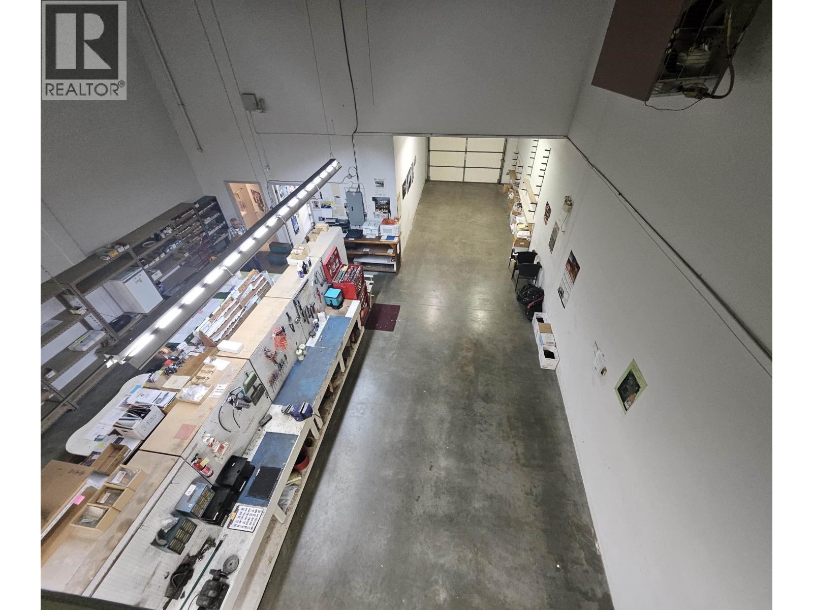 150 6751 Graybar Road Property Photo 15