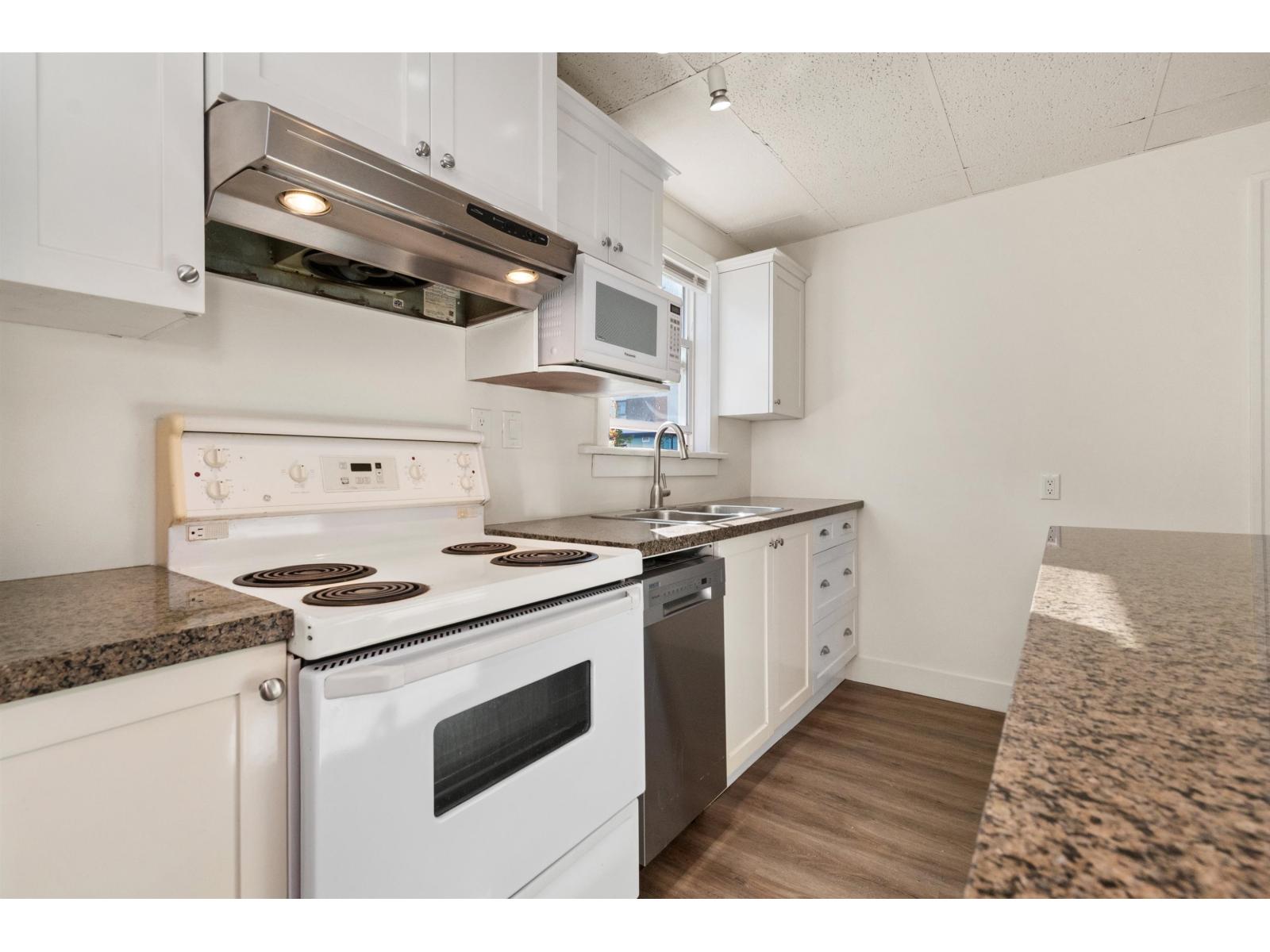 45874 Trethewey Avenue Property Photo 6