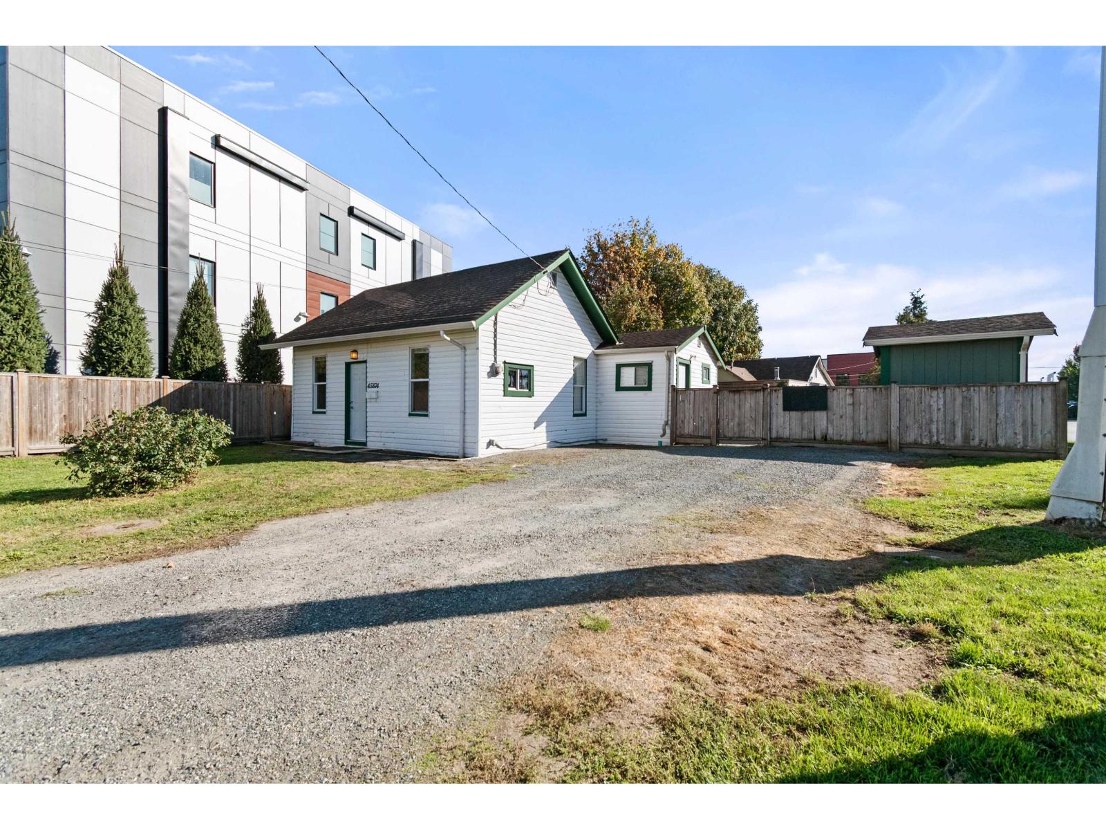 45874 Trethewey Avenue Property Photo 27