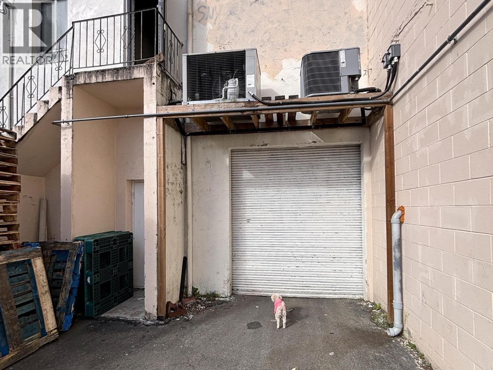 1518 & 1520 Venables Street Property Photo 3