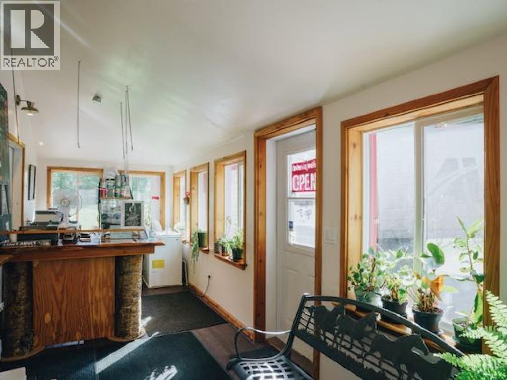 1680 Mackenzie 20 Highway Property Photo 3