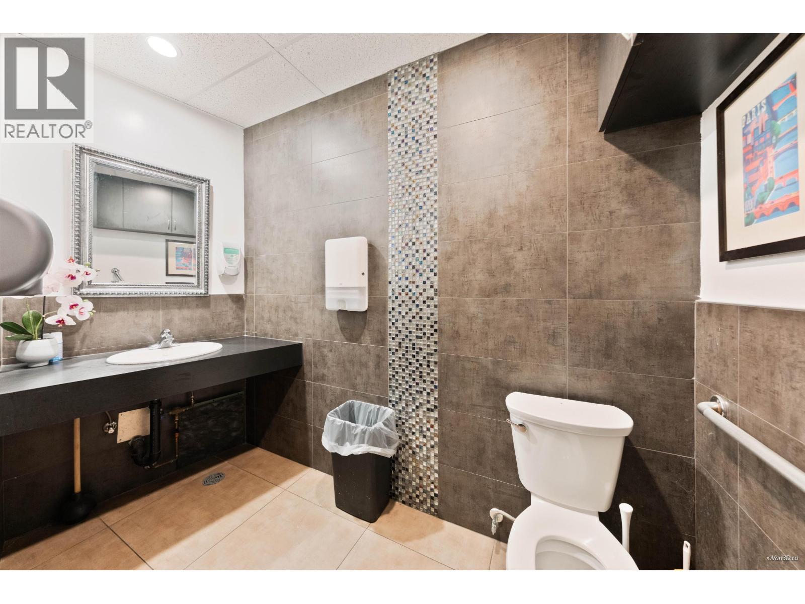 1731 Manitoba Street Property Photo 25