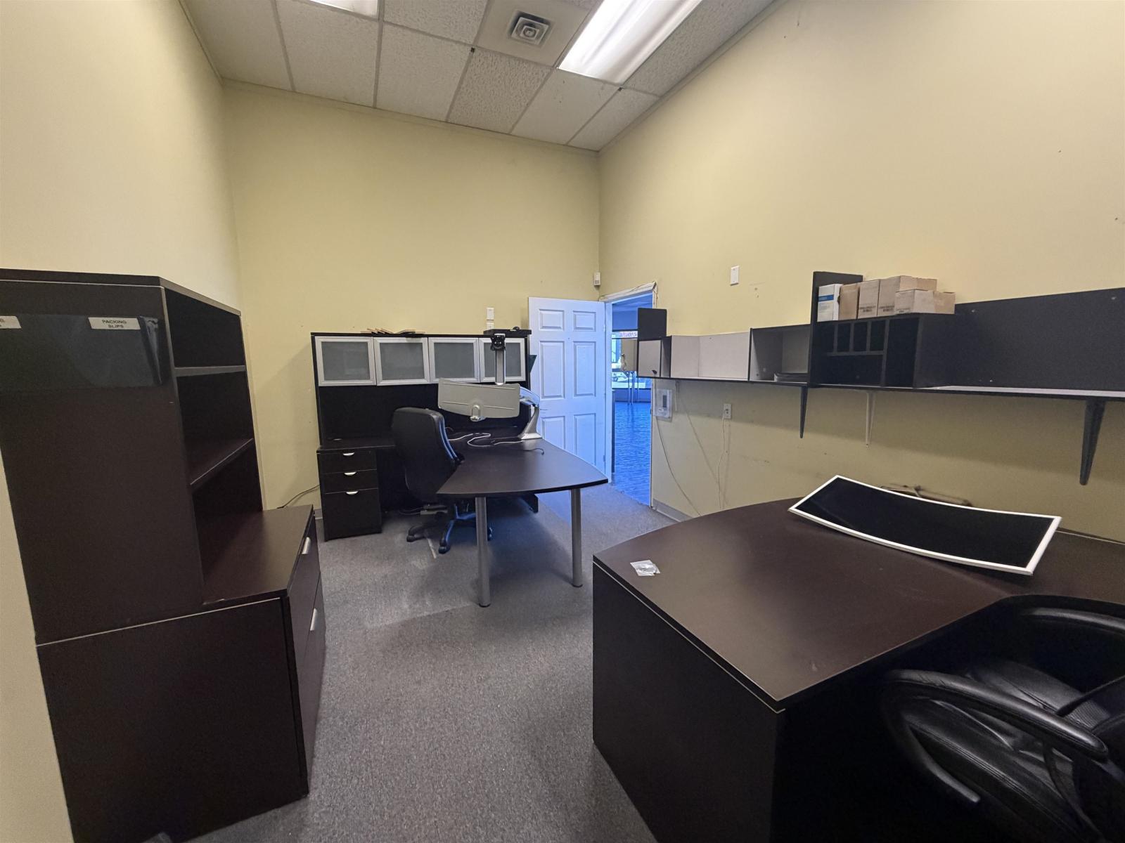 45660 Airport Road Property Photo 3