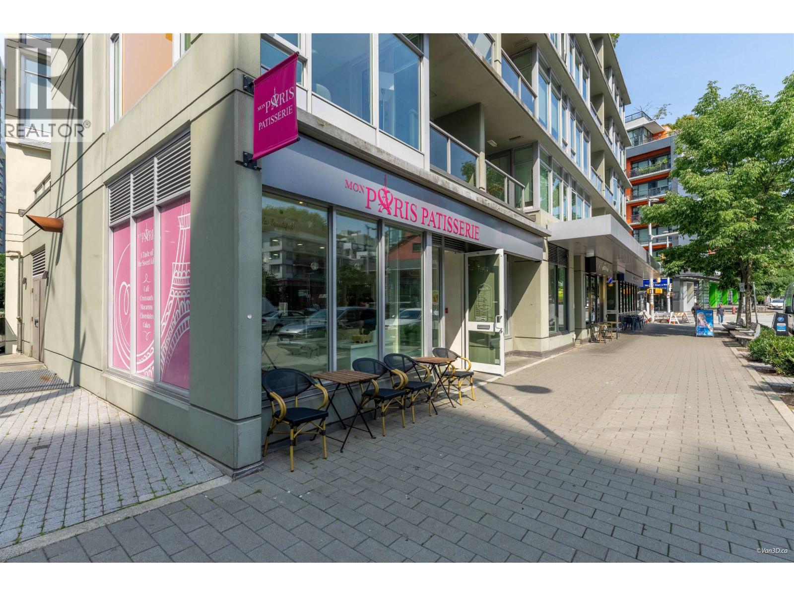 1721 Manitoba Street Property Photo 3