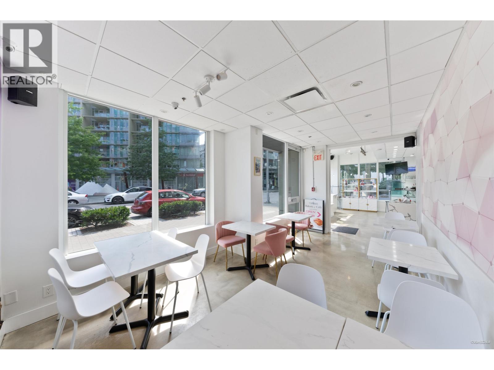 1721 Manitoba Street Property Photo 13