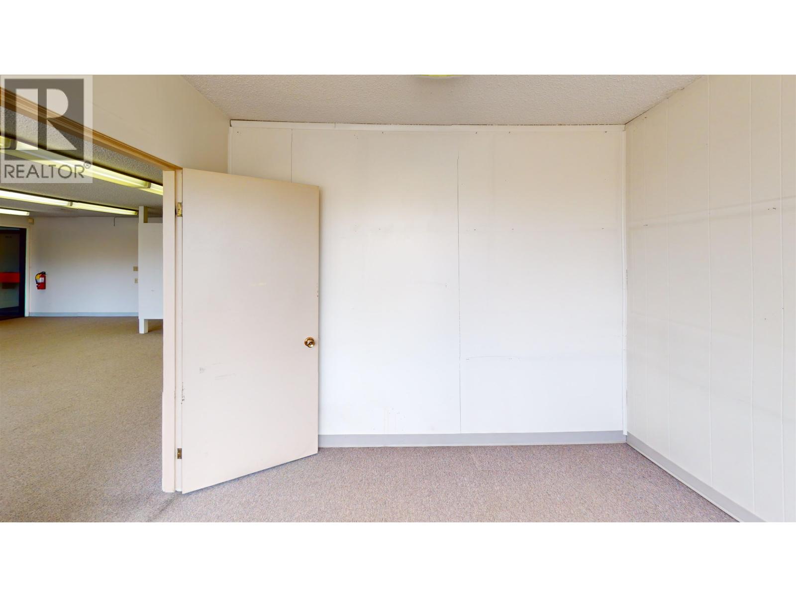164 Front Street Property Photo 11
