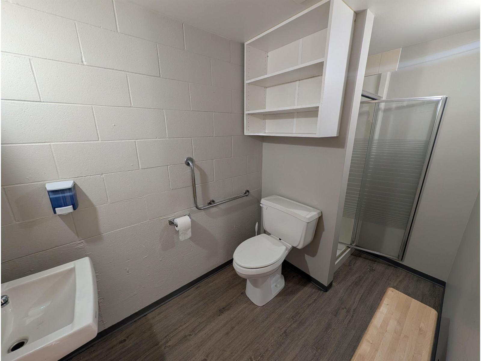 106 19331 Enterprise Way Property Photo 6