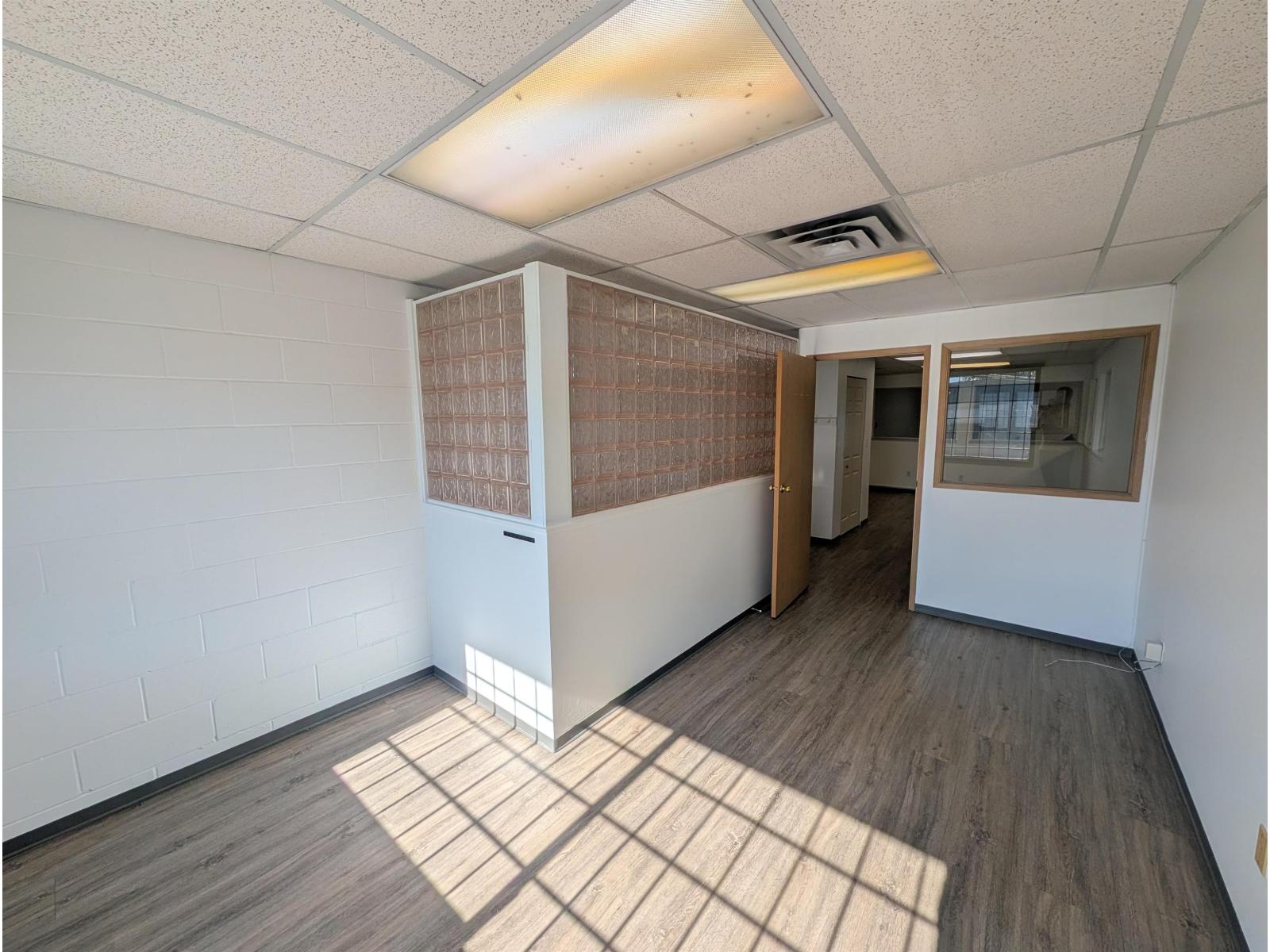 106 19331 Enterprise Way Property Photo 14