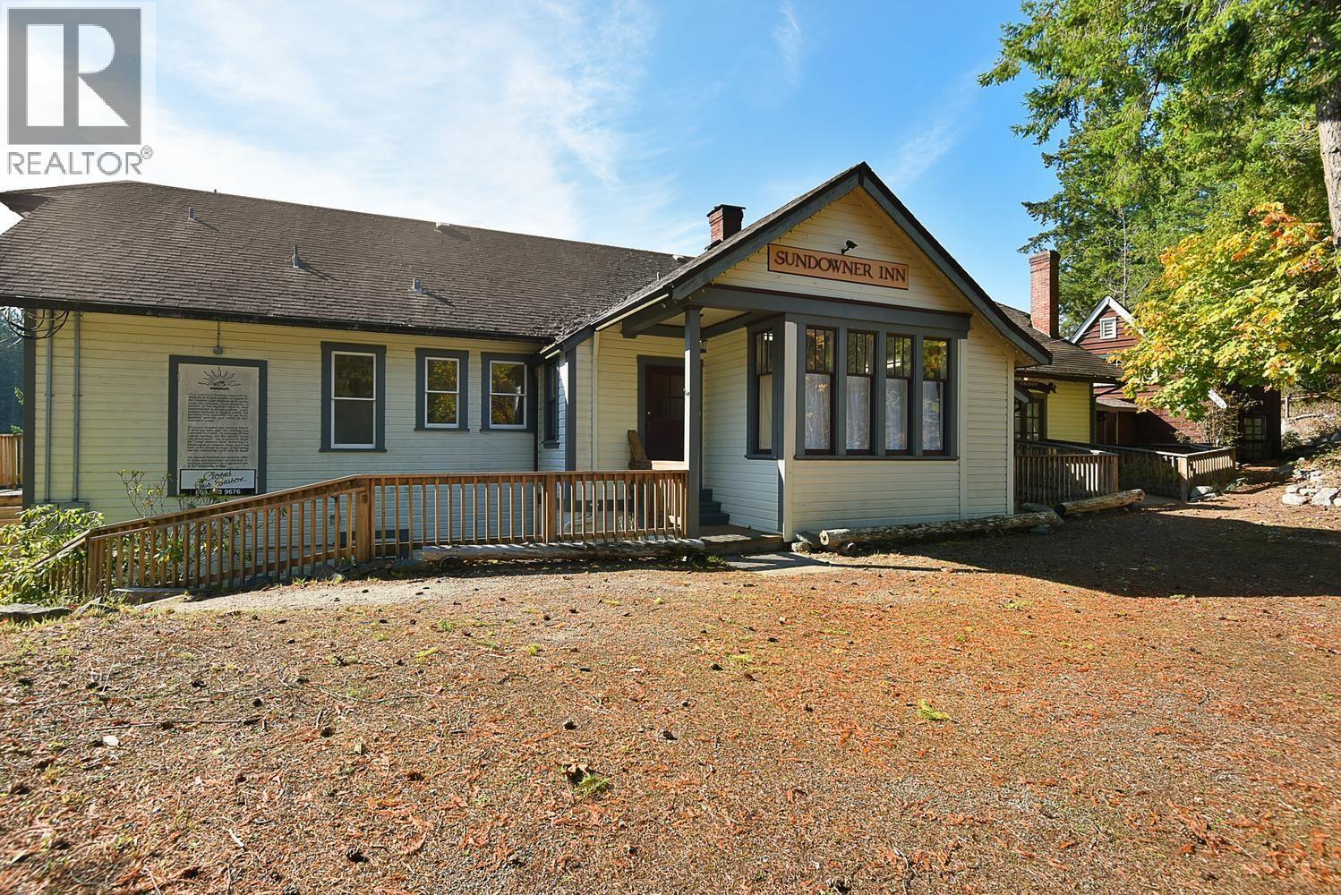 4339 Garden Bay Road Property Photo 8