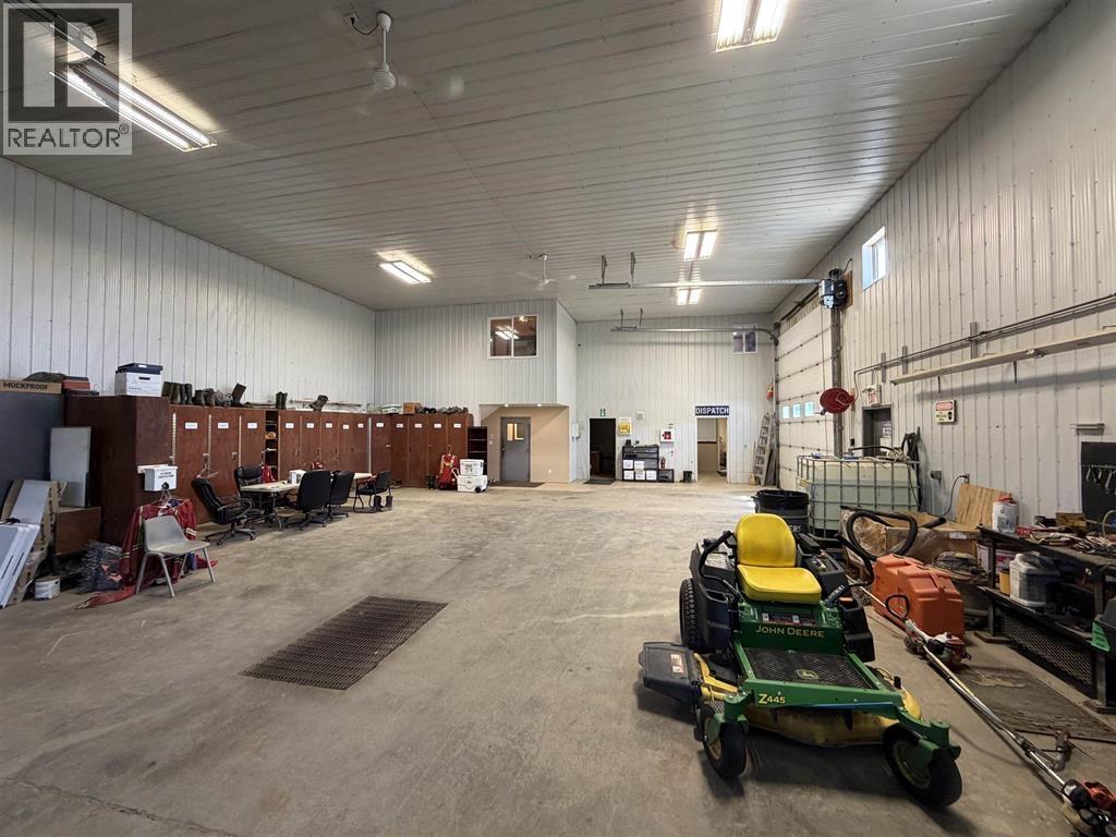 7131 265 Road Property Photo 6