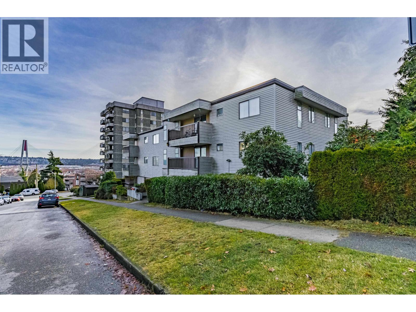 76 COBURG STREET Property Photo 1